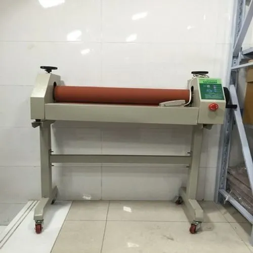 1-650mm-electric-cold-lamination-machine-107.webp