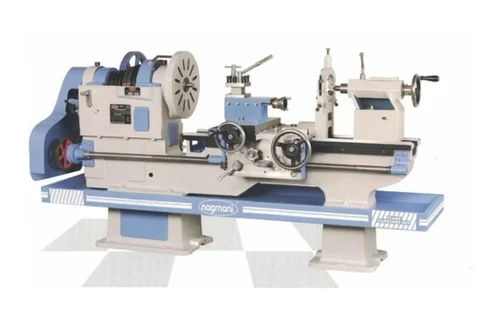 1-7-feet-belt-drive-hd-lathe-machine-3013.webp