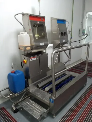 1-automatic-shoe-sole-cleaning-machine-2369.webp