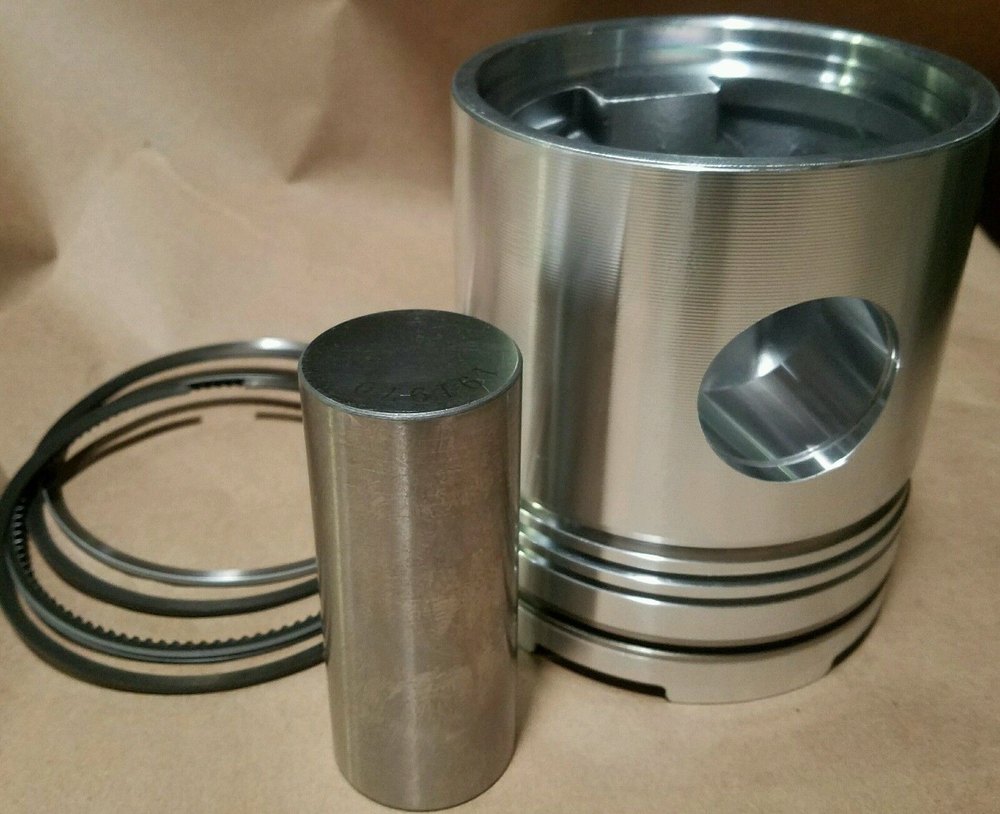 1-cummins-engine-piston-2609.webp