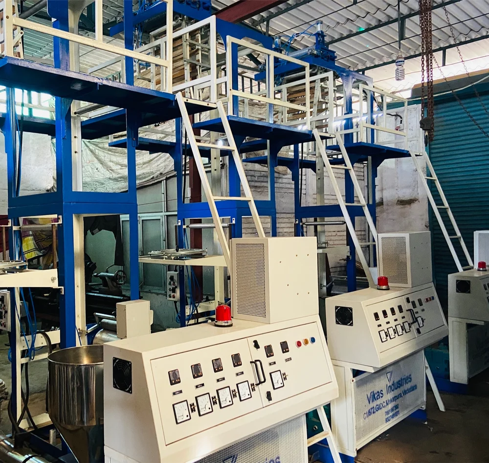 1-fully-automatic-30-hp-biodegradable-bag-making-machine-688.webp