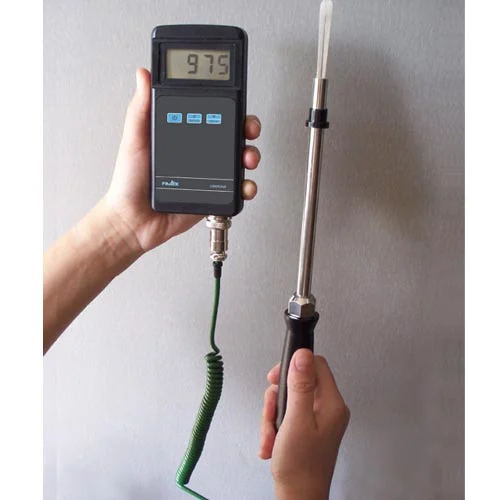 1-hand-held-digital-temperature-indicator-5569.webp