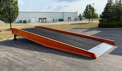 1-hydraulic-portable-mobile-dock-ramp-1303.webp