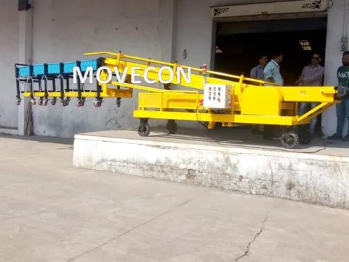 1-movecon-engineers-corrugated-boxcarton-box-dockless-truck-loading-conveyor-2750.webp