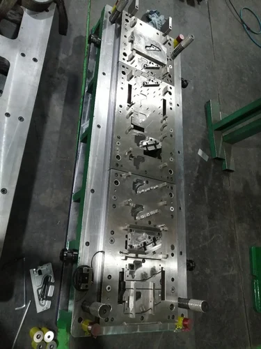 1-precision-mould-dies-4844.webp