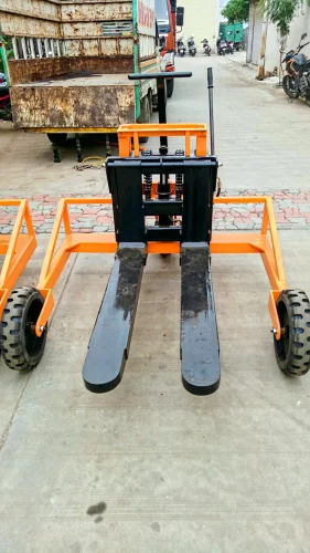 1-rough-terrain-pallet-truck-lifting-capacity-500-kg-to-5-ton-1418.webp