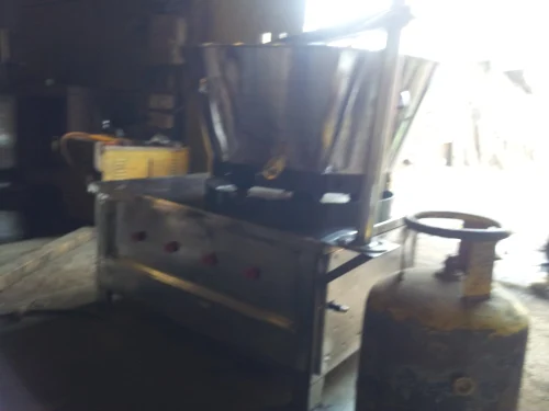 1-soan-papdi-making-machine-production-capacity-up-to-50-kghr-4961.webp