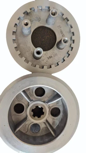 1-splendor-bike-clutch-hub-9512.webp