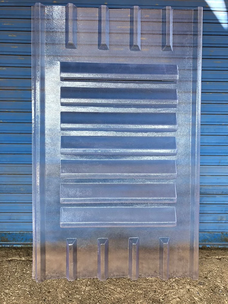 1-wall-mounted-polycarbonate-side-louver-2947.webp