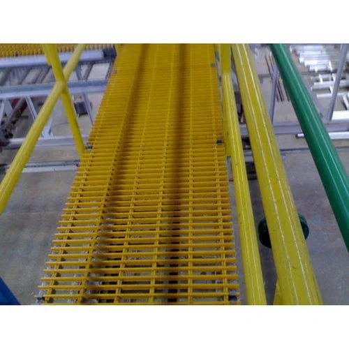 1-yellow-catwalk-platform-frp-grating-rectangular-4-mm-9617.webp