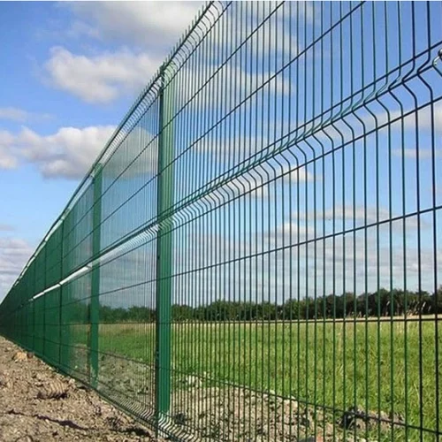 Zinc And Powder Coating Galvanized Iron Welded Fencing Wire Mesh, 100 X 200 Mm, Thickness: 20 Mm